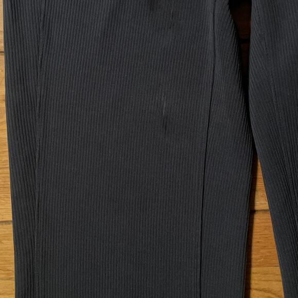Lululemon Brushed Softstreme Ribbed Zip Flared Pant 32.5". $148 - Picture 15 of 16